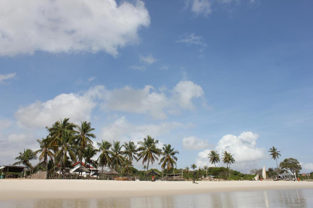 Villa Dahl Beach Resort Daressalam Exterior foto