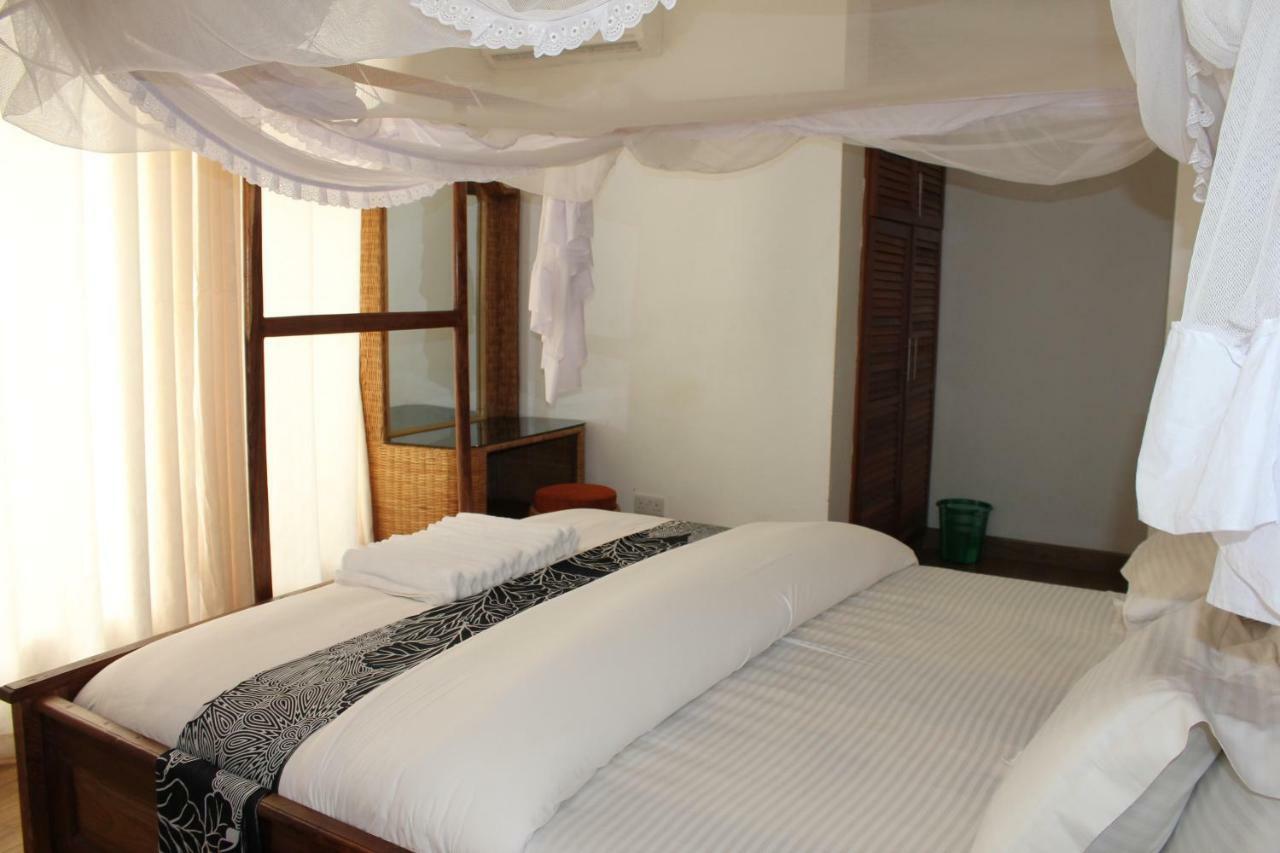 Villa Dahl Beach Resort Daressalam Exterior foto